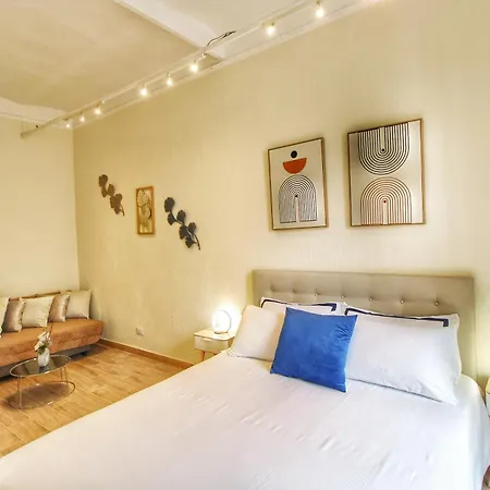Lovely 2 Bedroom Apartment By Yourhost-3
